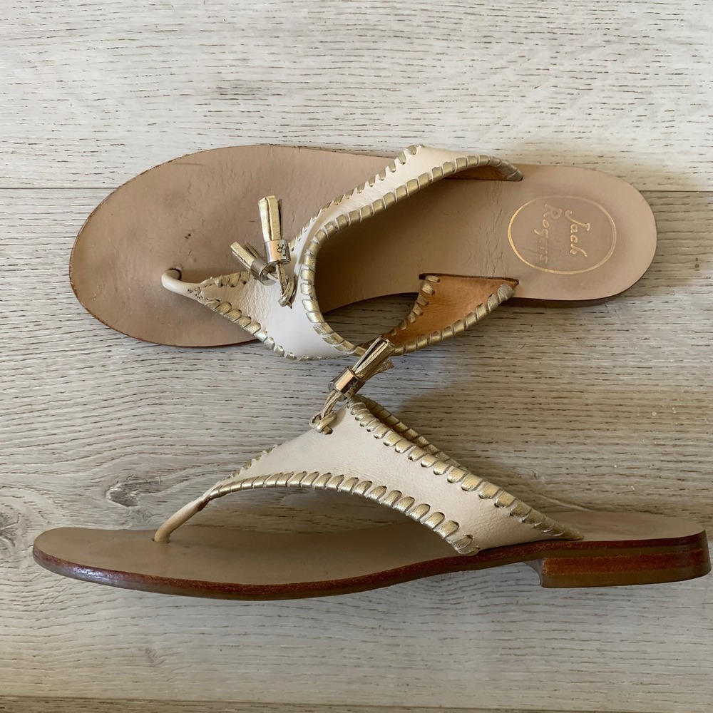 Jack Roger's Women Beige Flip Flops‎